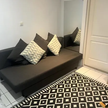 Apartment - Carre De Soie En Velin *