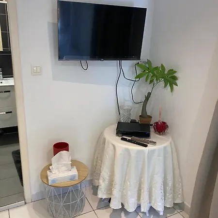 - Carré De Soie En Velin